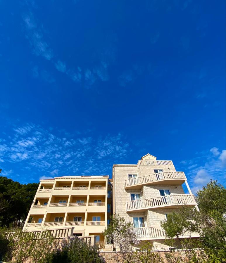 Hotel Villa Dzamonja 波尔 外观 照片